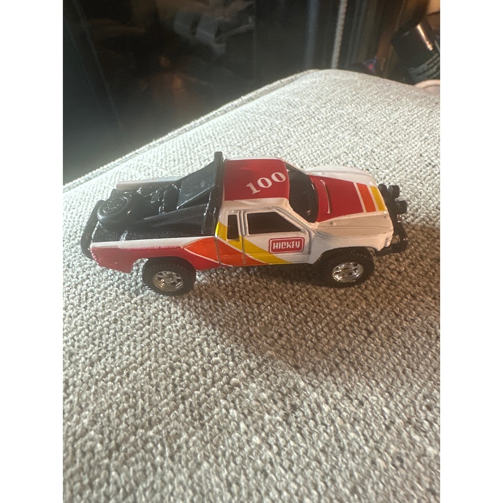 Vintage 1996 Maisto Toyota SR5 "Hickey 100"